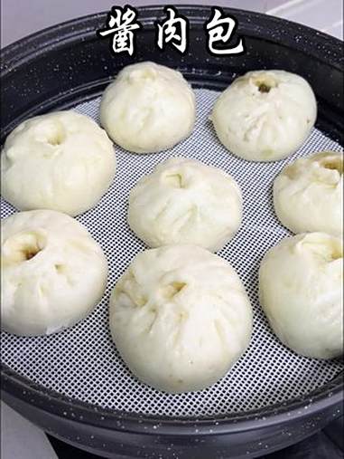 不是我吹，没得一个川渝娃儿可以拒绝这盘酱肉包，下稀饭真的绝了 酱肉包 早餐吃什么 包子 蒸