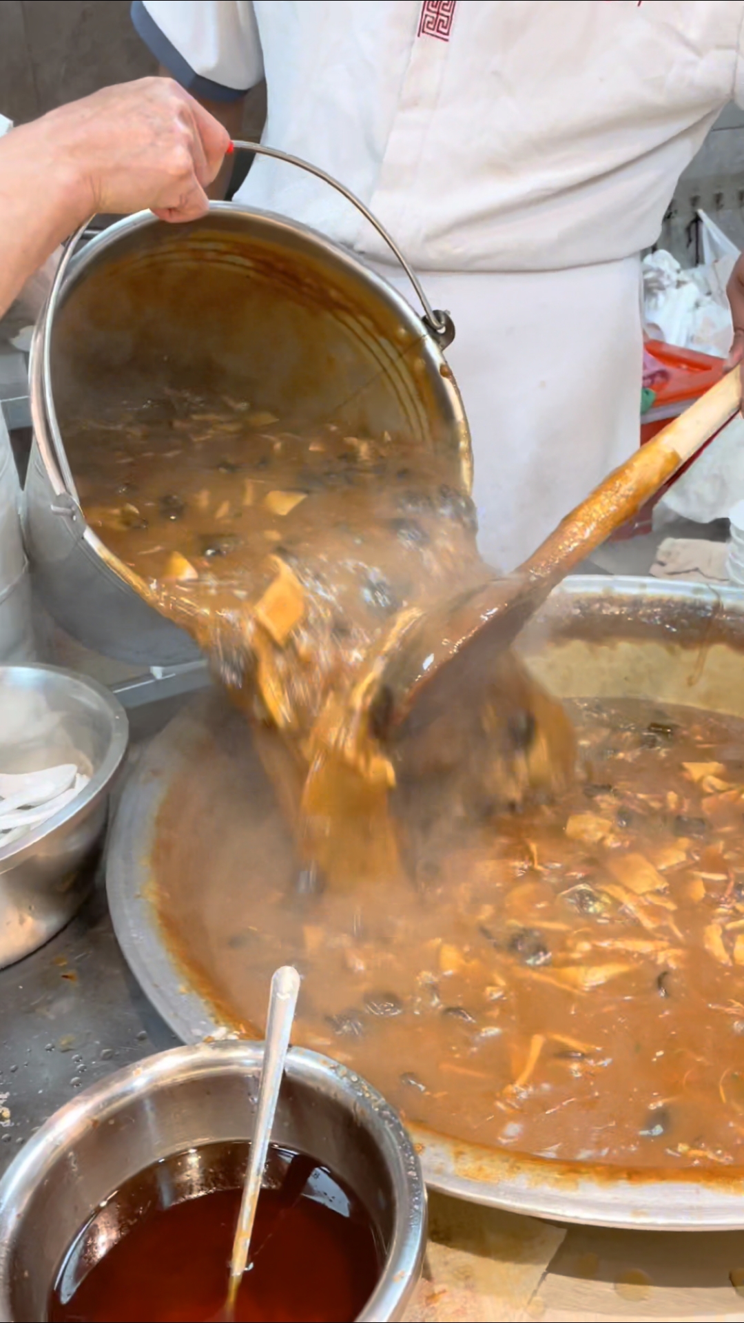 想和胡辣汤不用去周口了,他们出的袋装胡辣汤在家就可以做