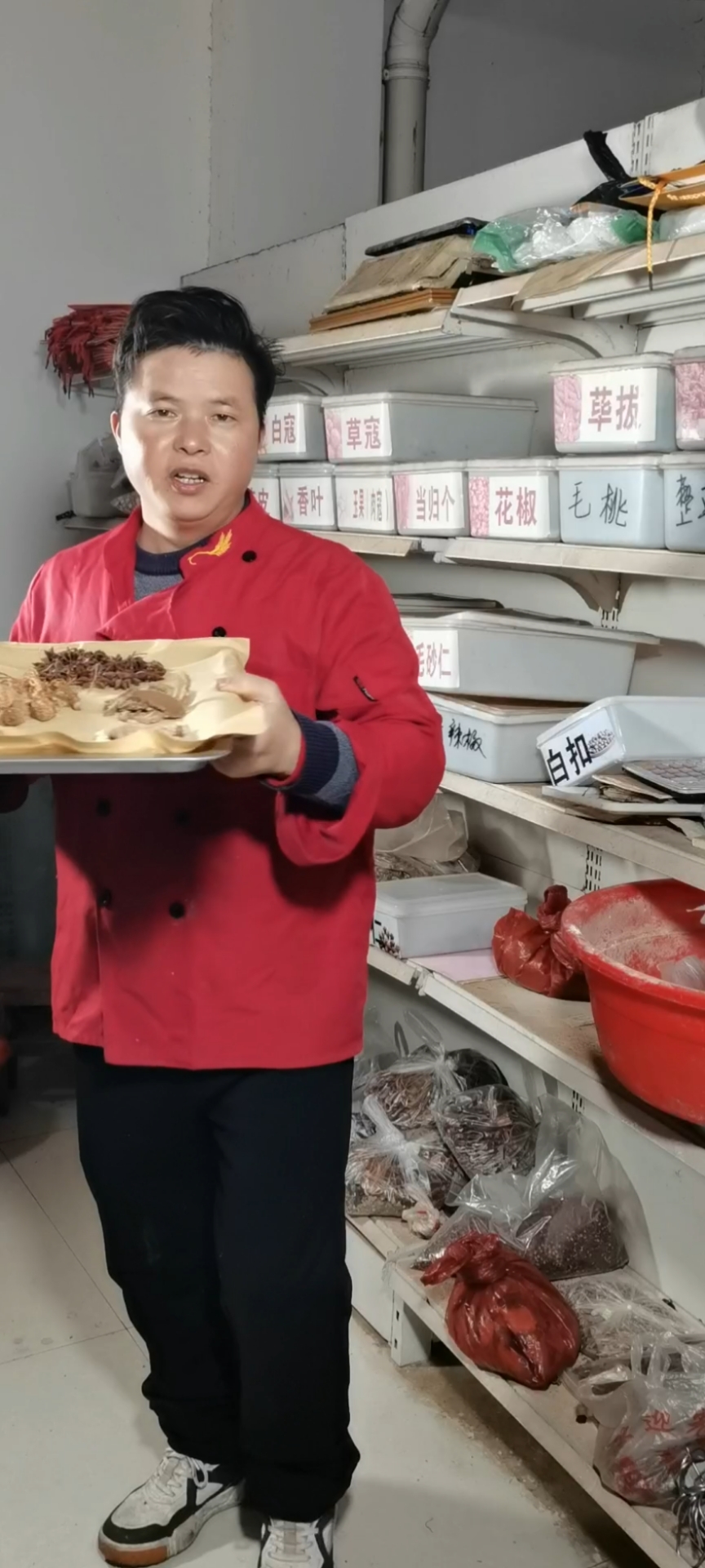 想要烤鸭香味做的好,选择香料记住这五要。