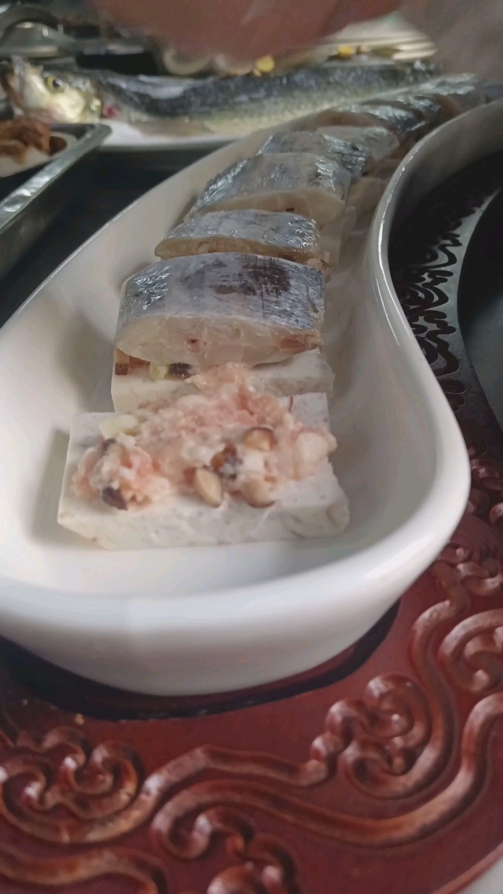 2块钱买了条带鱼,按客家人的口味试了一下,味道不错!