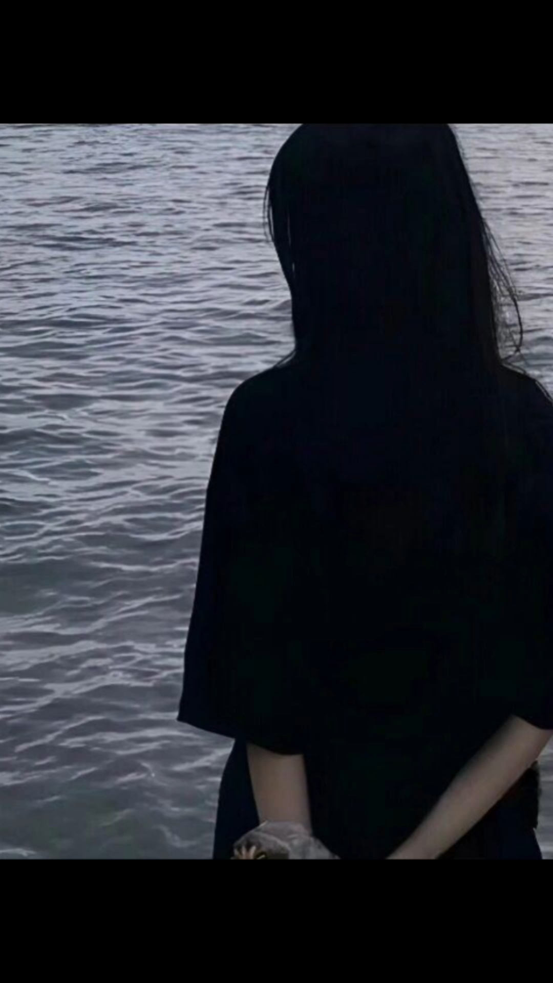 伤感背影女生头像
