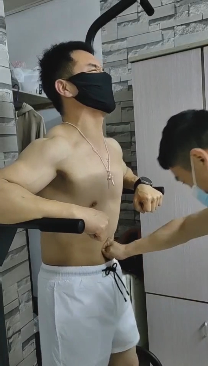 拳击腹肌抗击打训练,男人一定要猛!