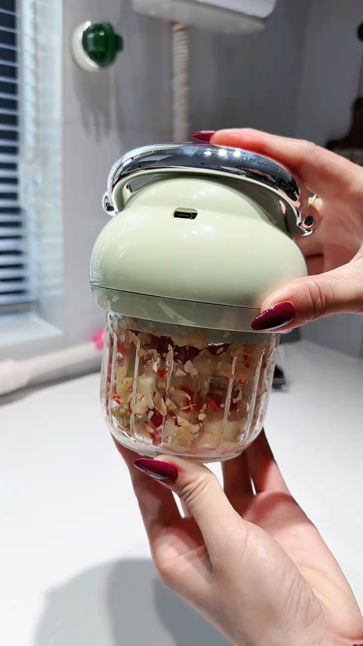 高颜值电动搅蒜器,厨房必备神器