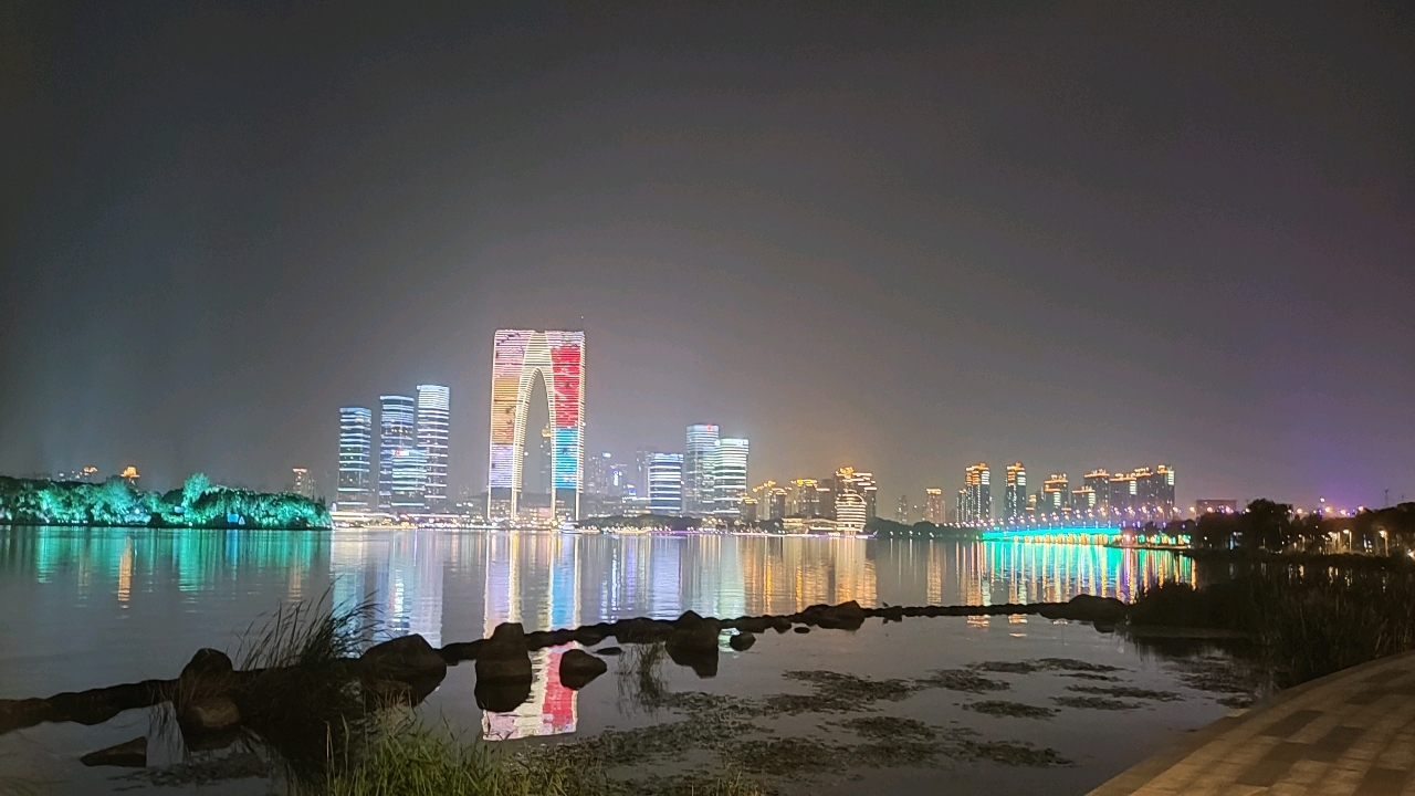 金鸡湖夜景,风景很美