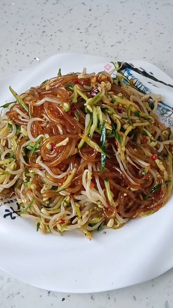 凉拌绿豆芽