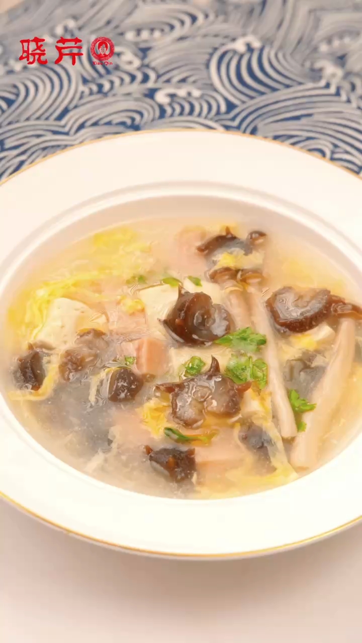 海参煲汤,简单又营养
