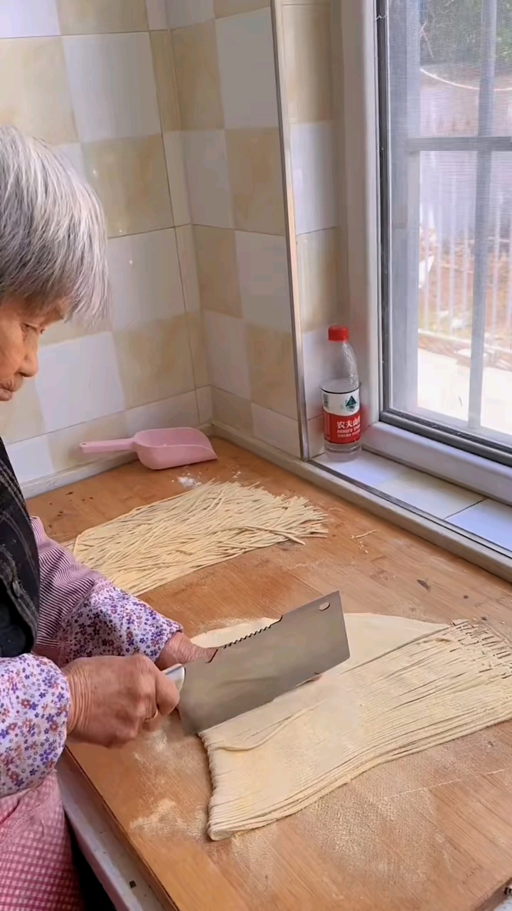 妈妈的手擀面难以忘怀