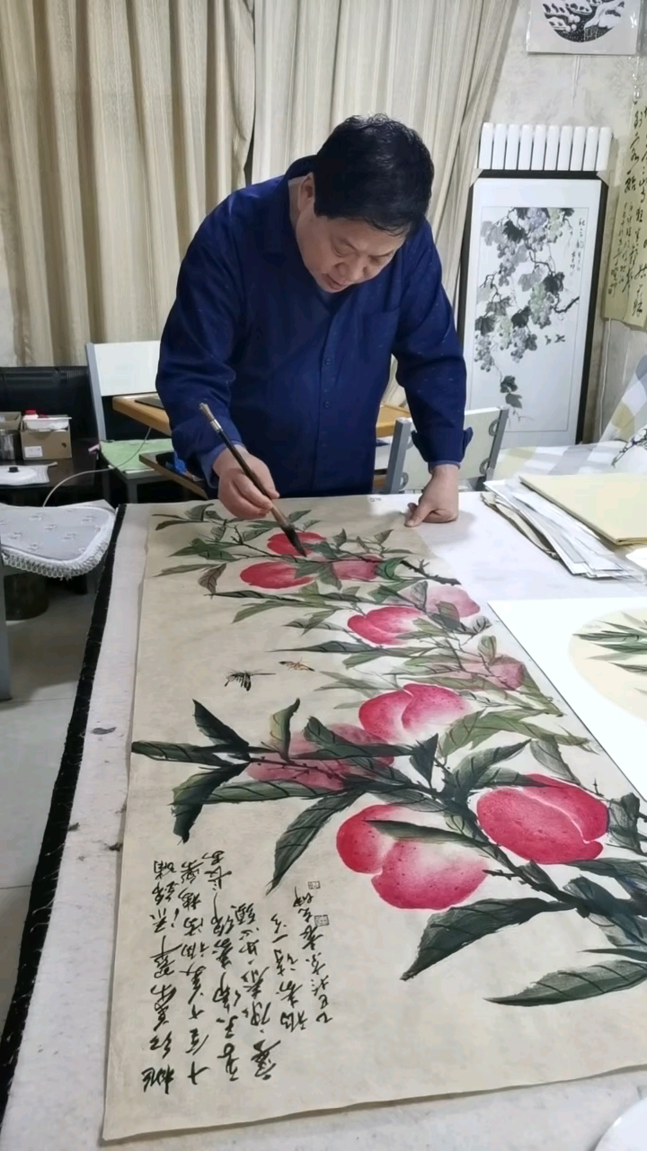 袁克坤老师创作的福寿桃国画作品,祝福老年人,福如东海寿比南山