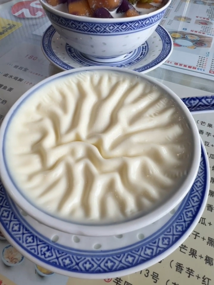 原来真正的双皮奶长这样啊