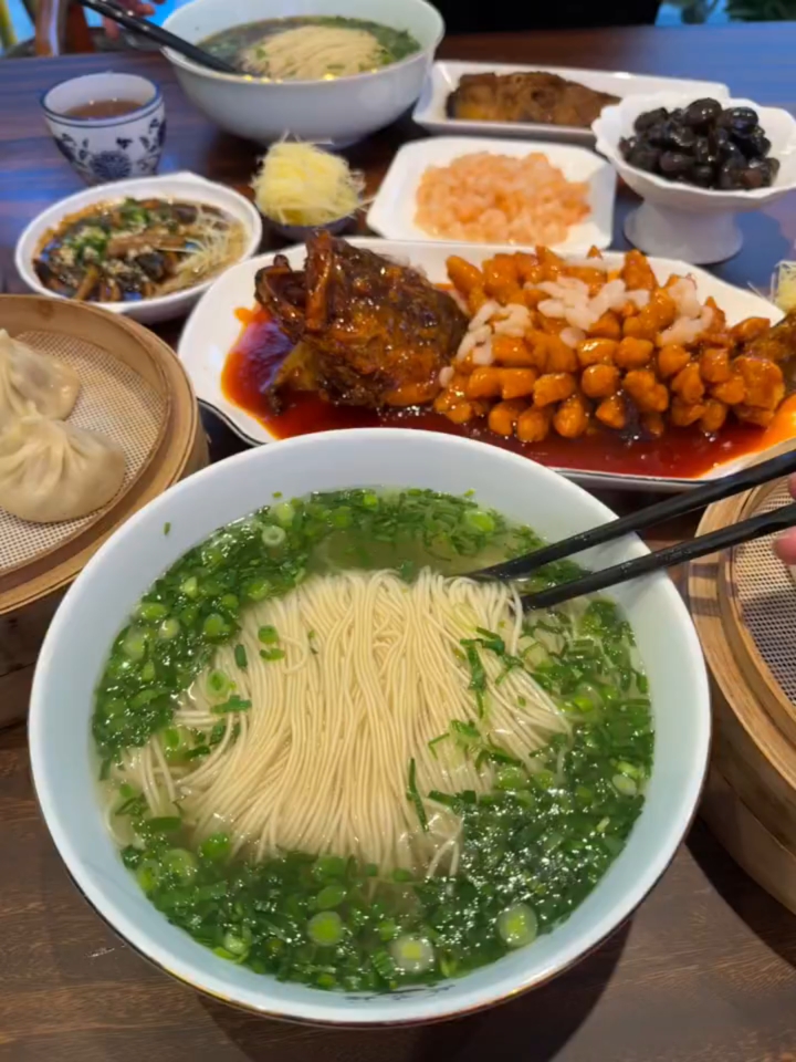 来苏州一定要吃的苏式面。