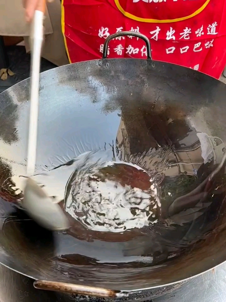 这种蛋炒饭放在全国都是很炸裂的。