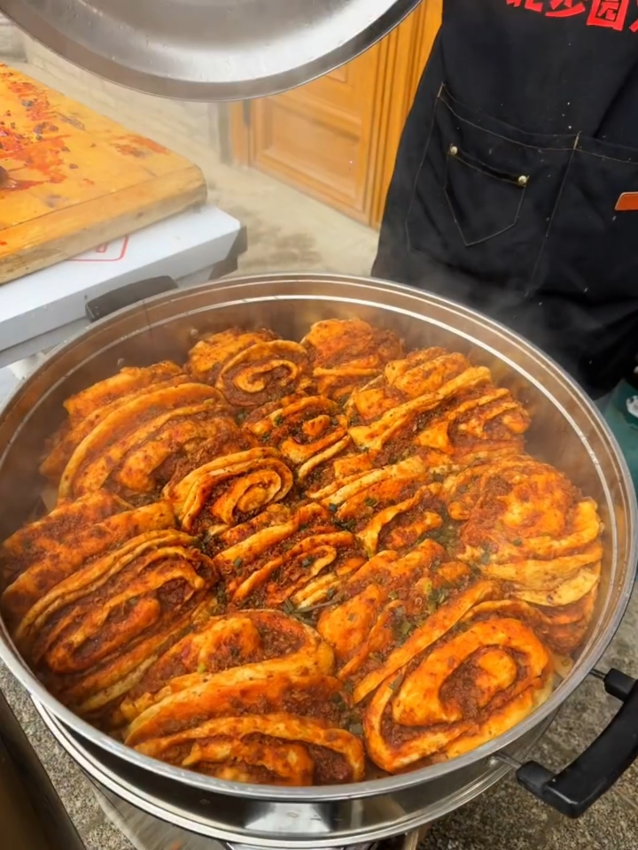 甘肃的辣子肉花卷,真的从来没让人失望过太好吃啦