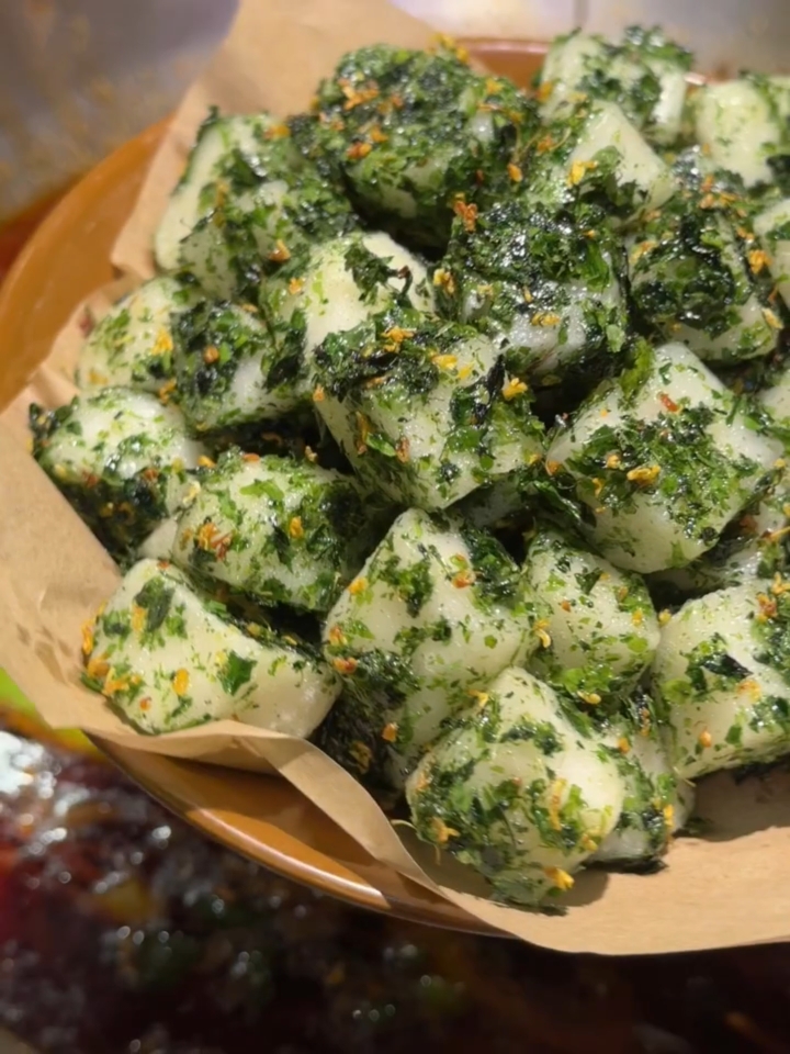 糯叽叽的苔菜年糕,上海也能吃到了!