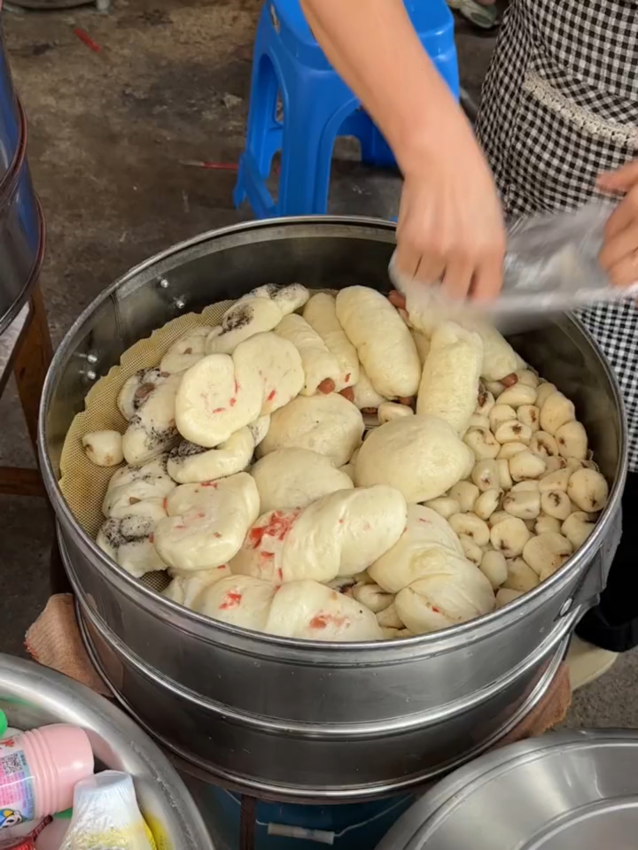 找到了小时候的豆沙小馒头!!2块一大袋