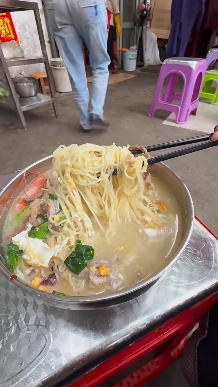 带你们看看海南的伊面汤有多好吃!