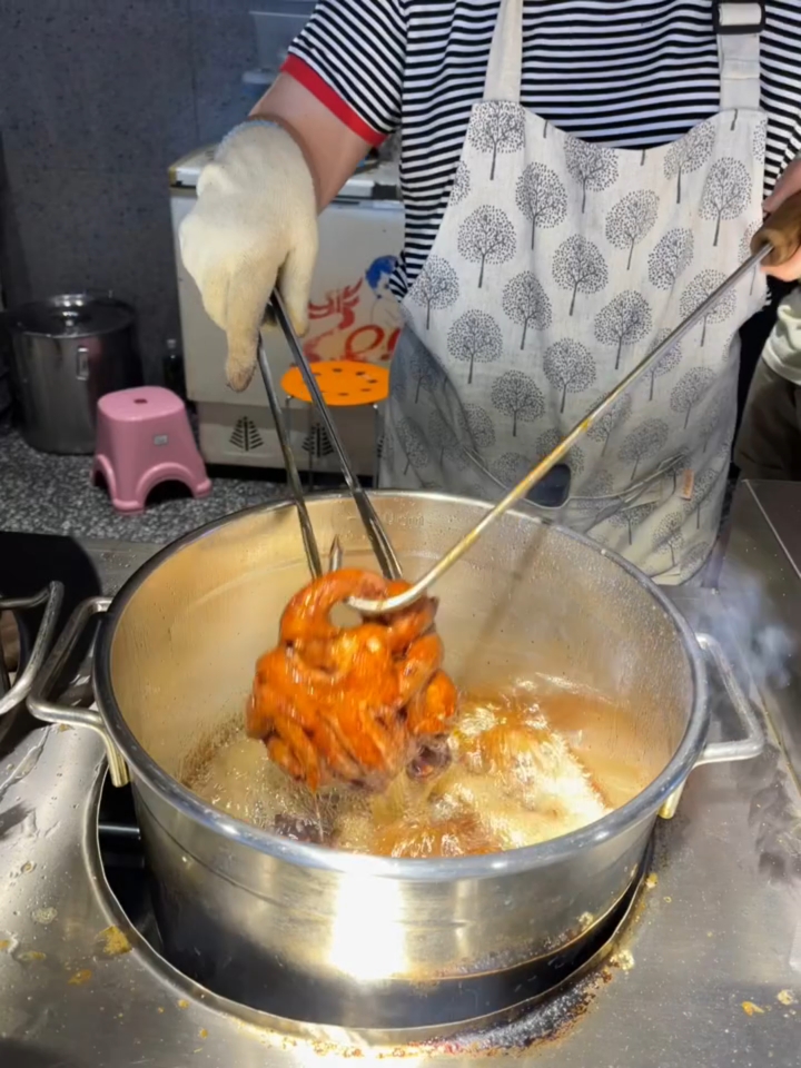 夜宵吃个香酥童子鸡!