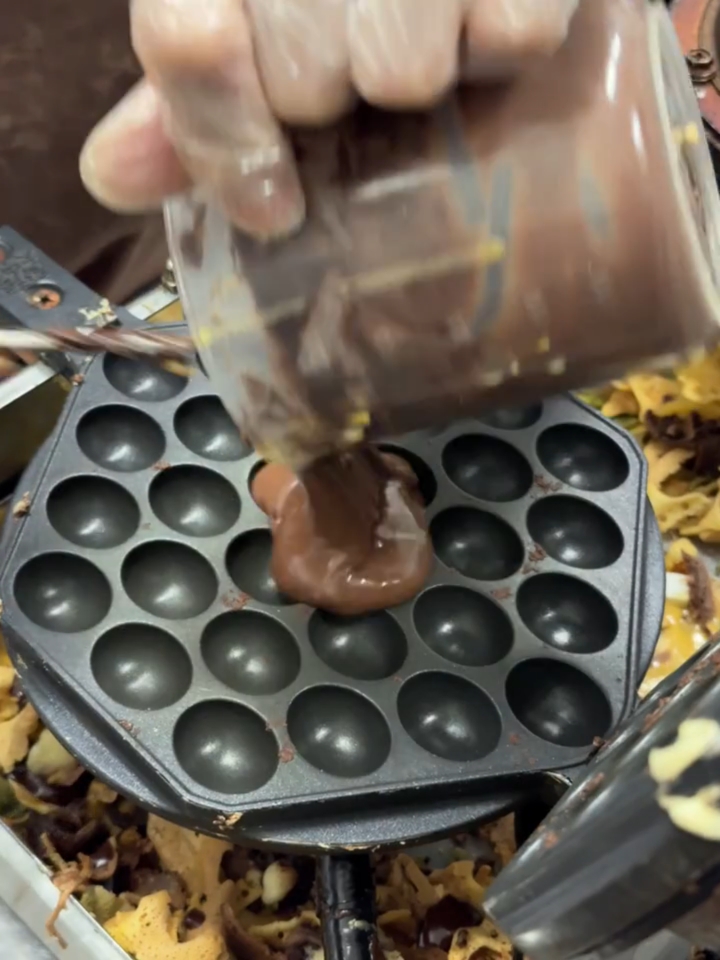 又想这一口了,朱古力葡挞鸡蛋仔巧克力!