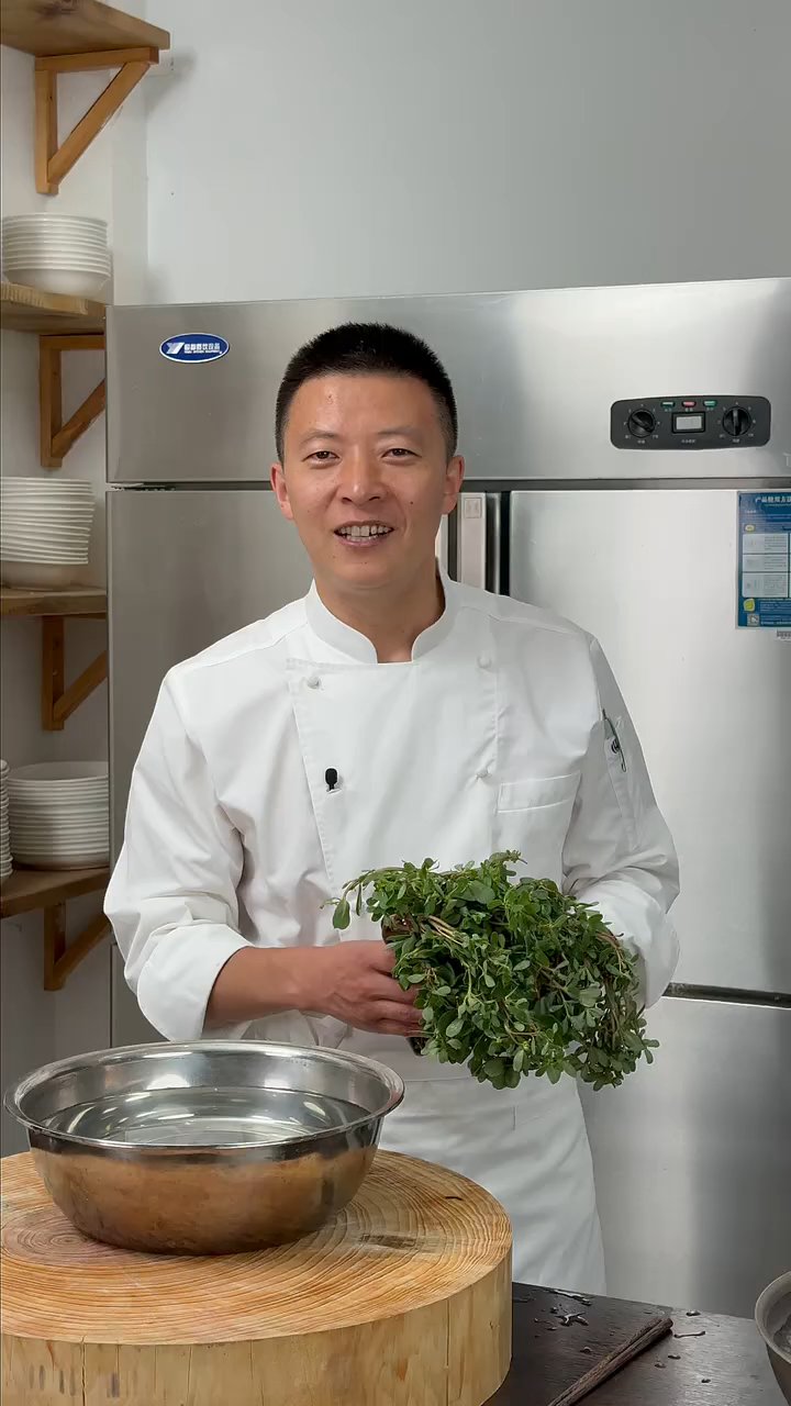 马舌菜新吃法,鲜香下饭超简单