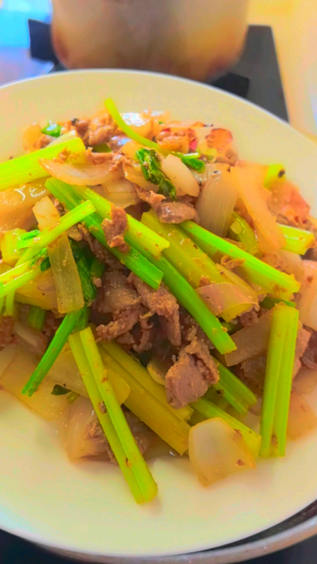 每日执刀,只为家的味道#分享家常菜#分享美食#洋葱牛肉#美食