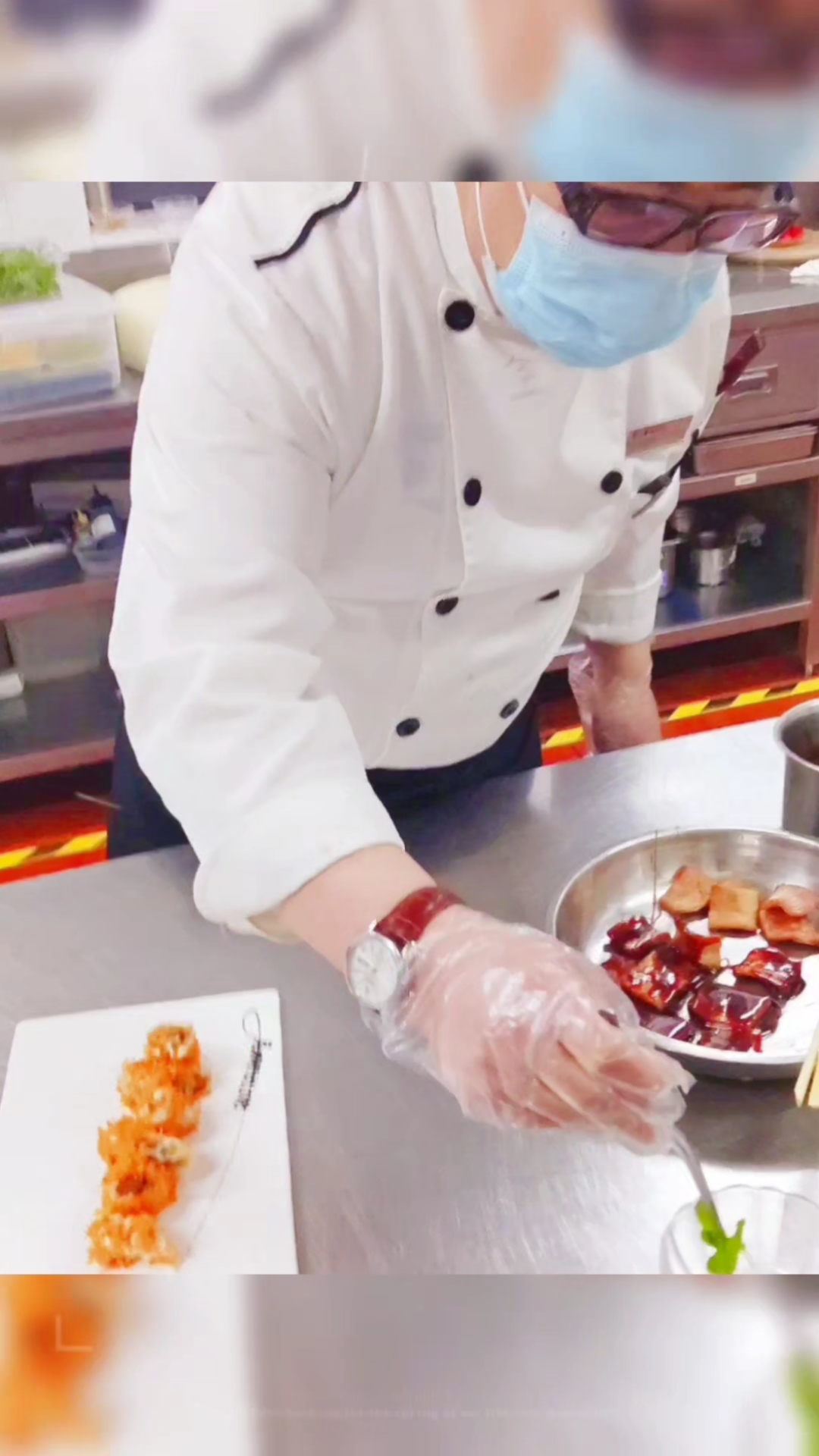 范真的美食剧场(黄金菌菇肉松沙律)
