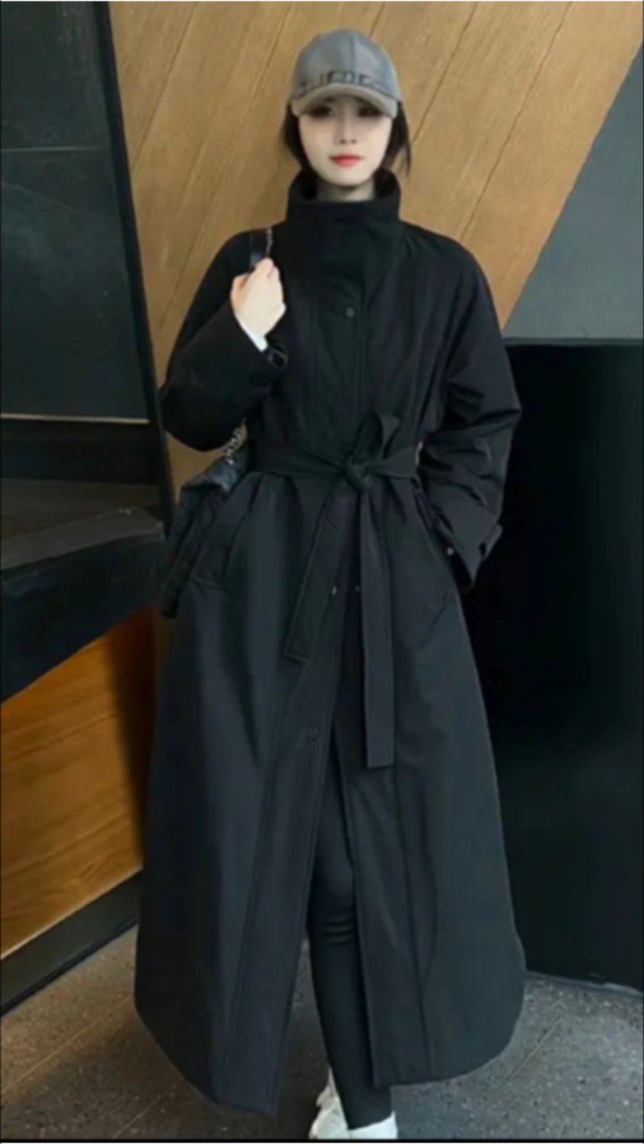 白鸭绒羽绒服,显高显瘦,在抖音“二丫衣库”家买的,漂亮保暖