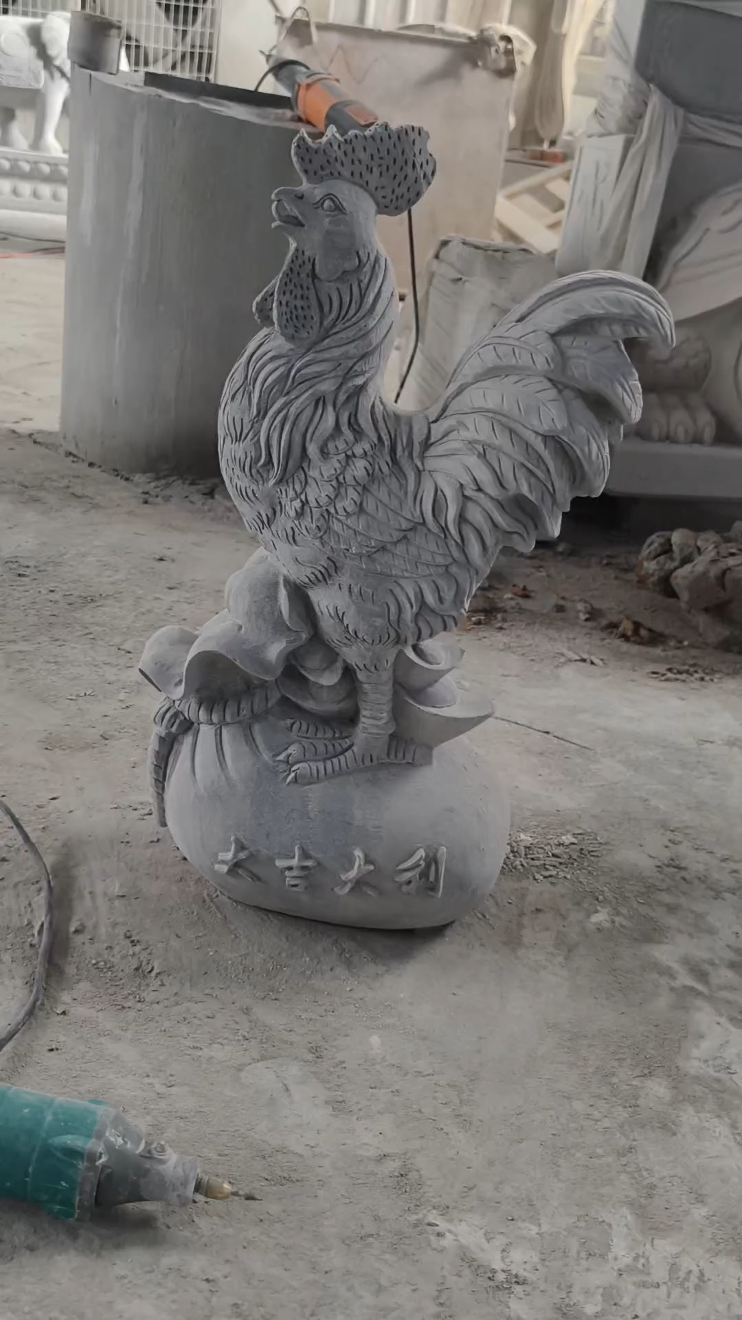 石雕鸡雕塑花岗岩生肖动物摆件