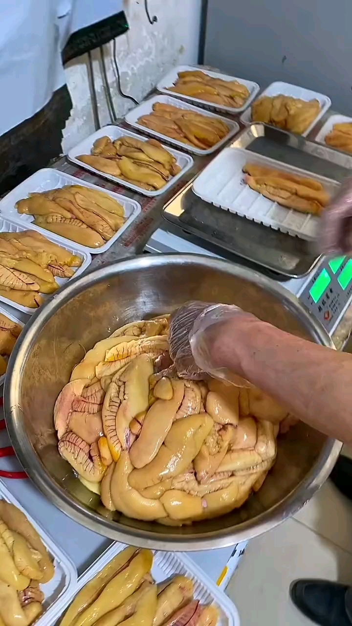 还带着鱼的温度的黄鱼籽!
