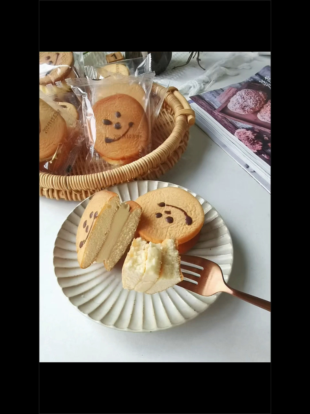 笑脸蛋糕贴牌老式笑脸娃娃脸硬奶油蛋糕娃娃头夹心蛋糕80