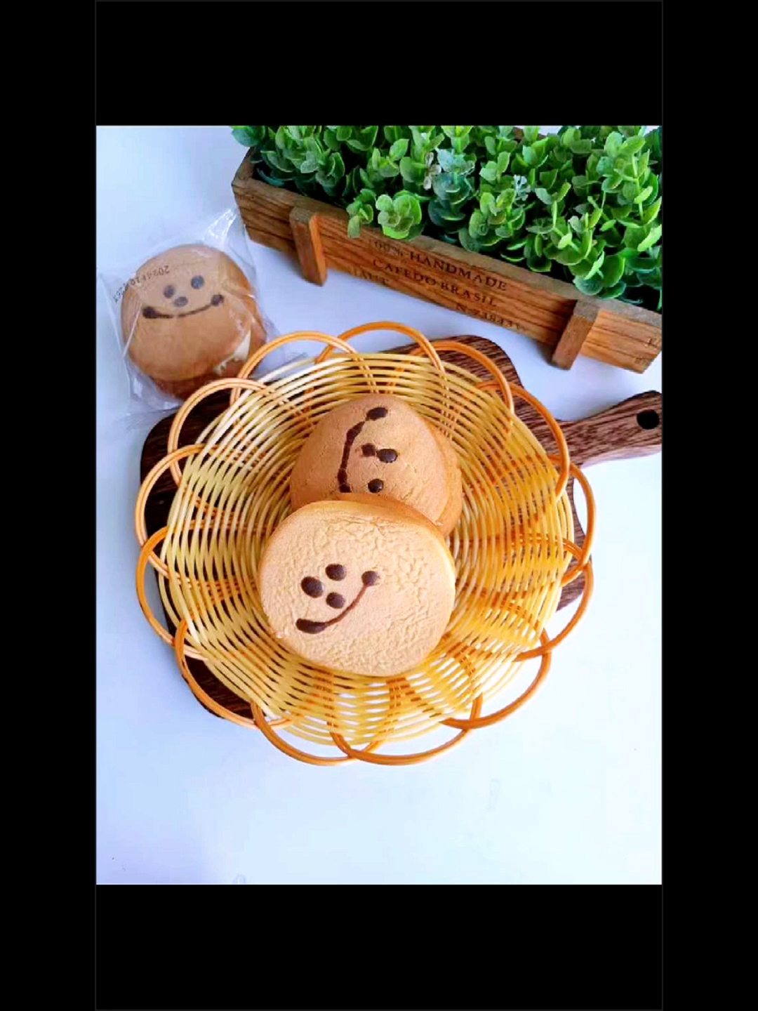 笑脸蛋糕一件代发怀旧巧克力娃娃脸夹心蛋糕