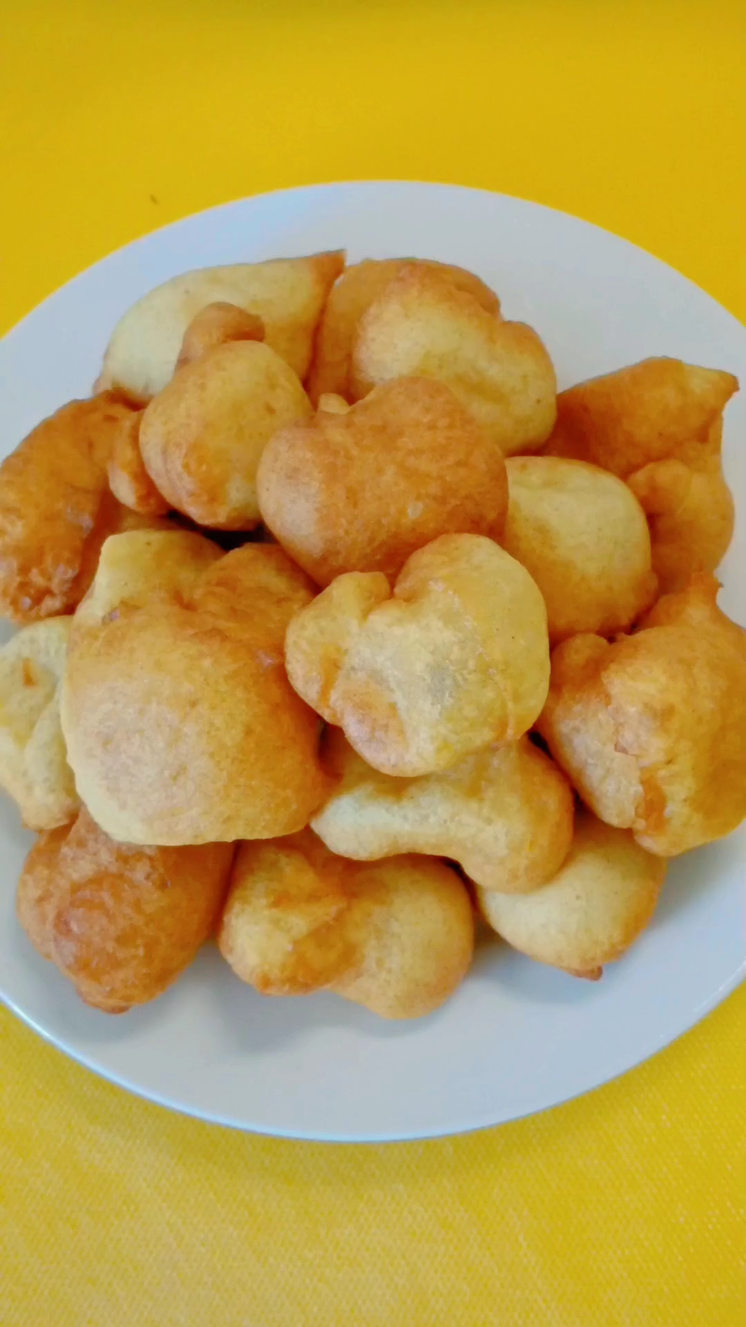 #家常特色美食 #传统面各蛋蛋也叫鸡蛋泡泡详细做法 还好吃