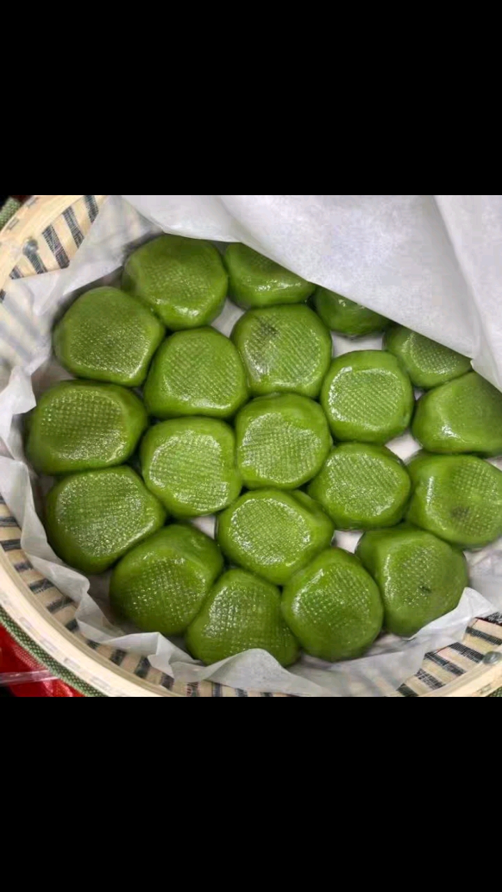 今年的青团子上市啦!