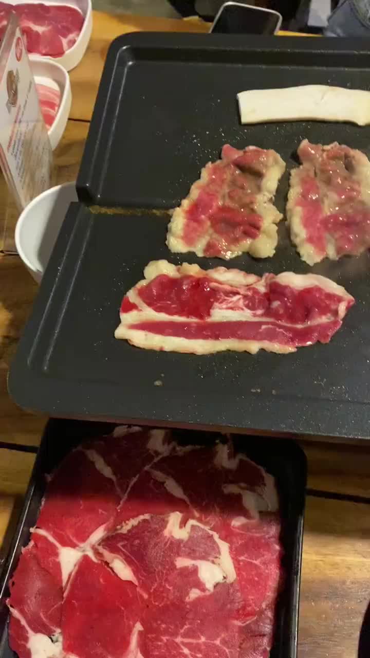 本地人才知道的泰式烤肉自助!|曼谷推荐