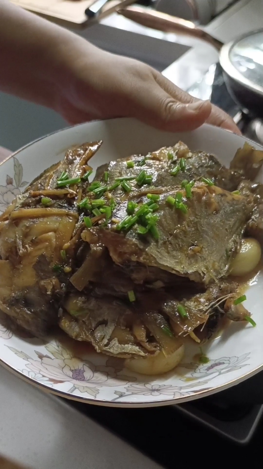 家常菜红烧扒皮鱼,非常美味!