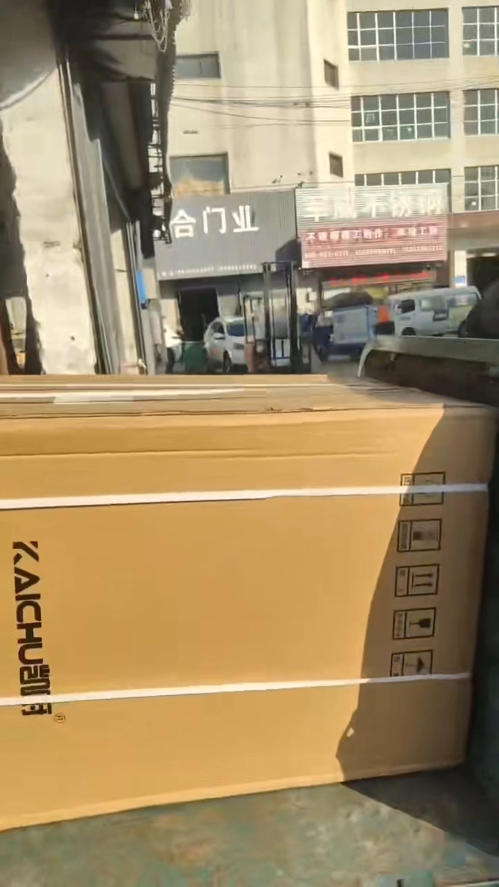 广东凯厨消毒柜，变频智能80煮面桶出货中！