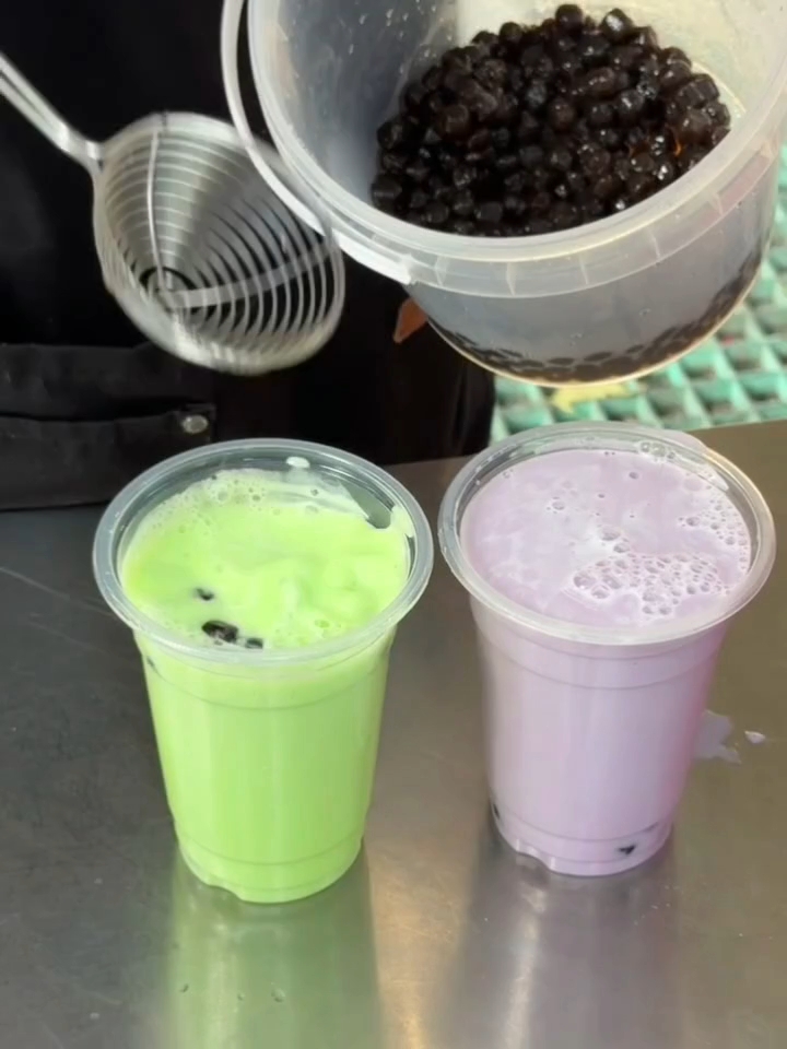 这可是小时候放学最爱买的香芋奶茶