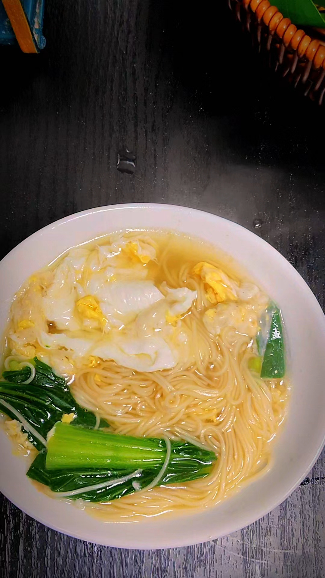 青菜汤面,温暖慰藉