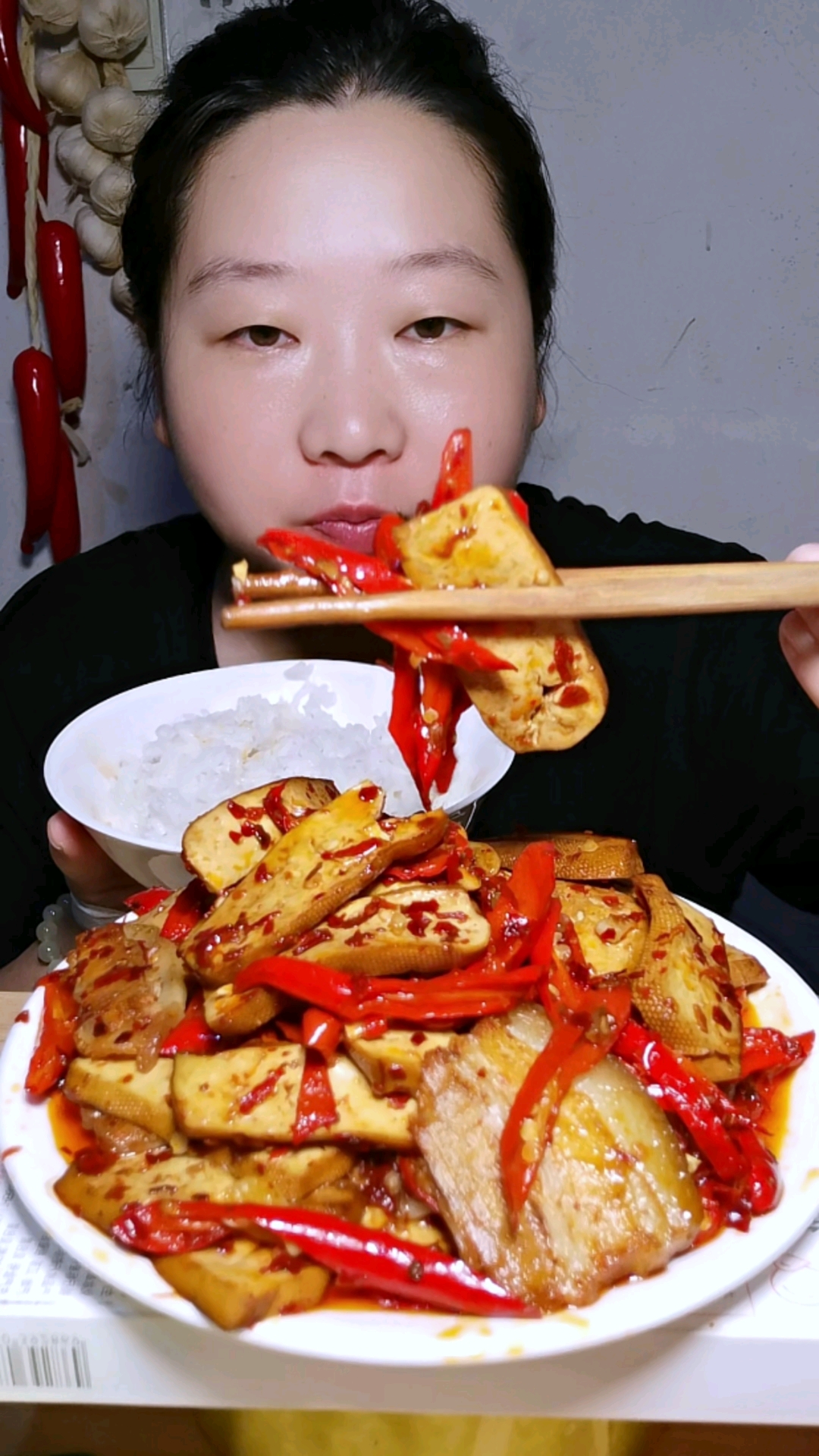 农村家常下饭菜,攸县香干炒肉,香喷喷。