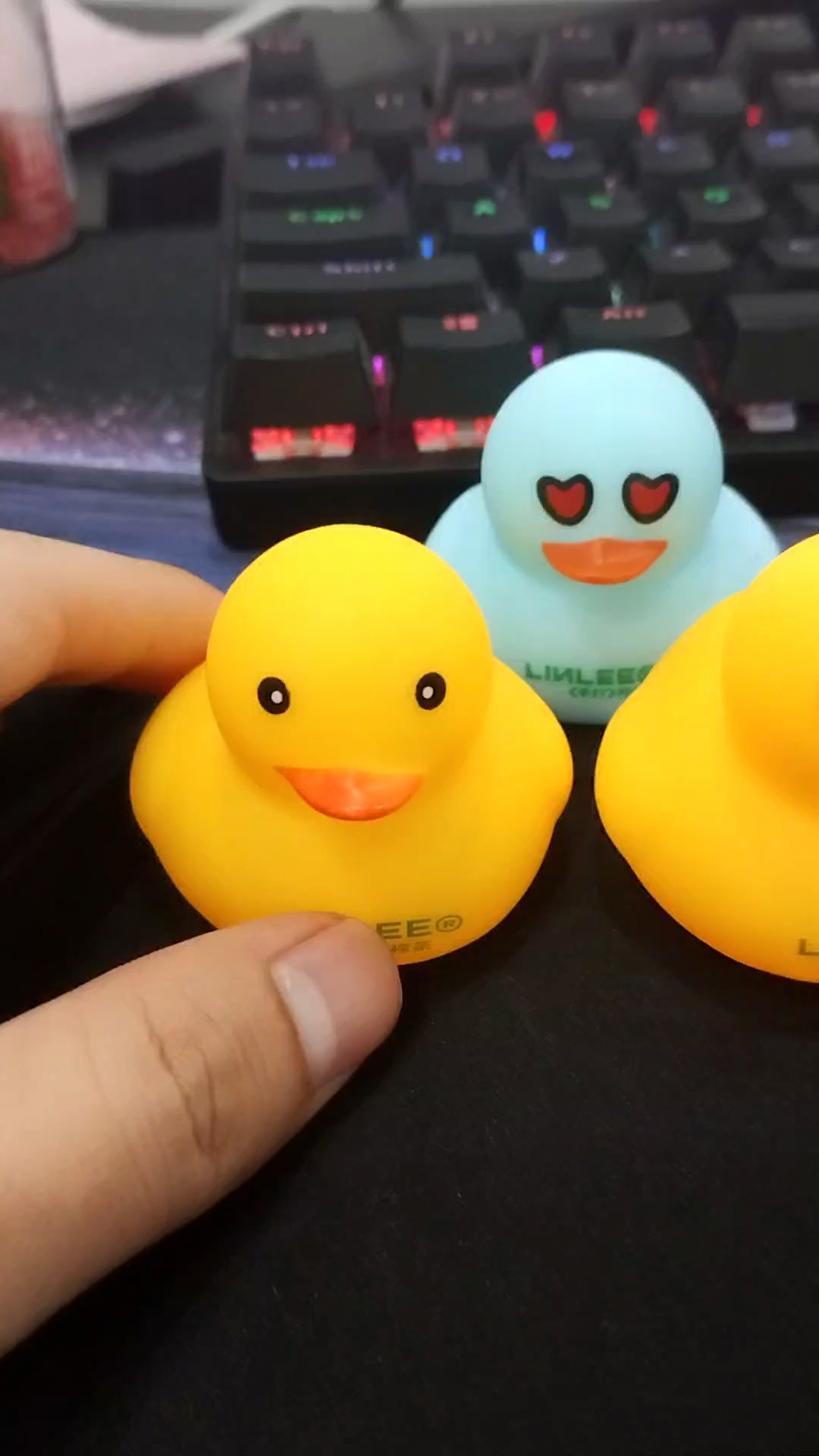 可爱的小鸭子,表情太可爱了,你们喜欢吗