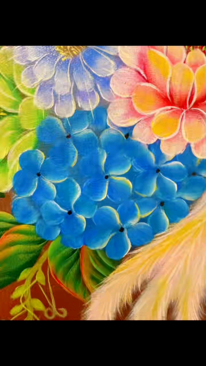 圆笔彩绘作品——凤凰花开富贵