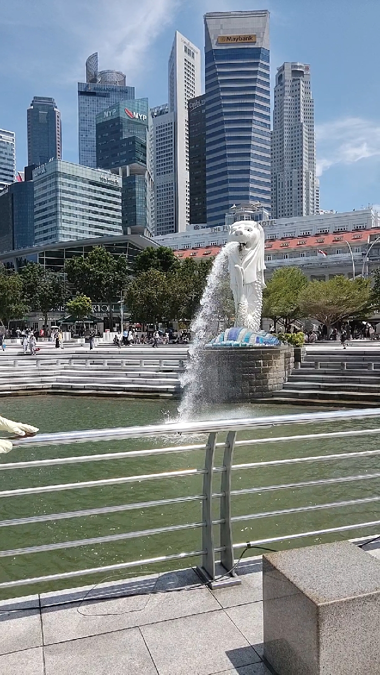 新加坡最美地标鱼尾狮。