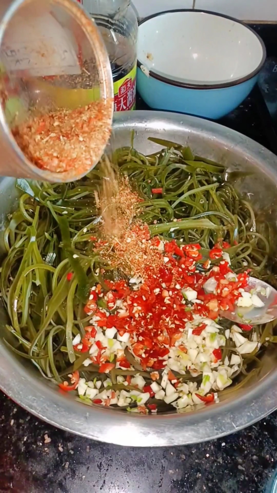 这道菜简单,方便快捷好吃,美味,来看看适合你的胃口吗