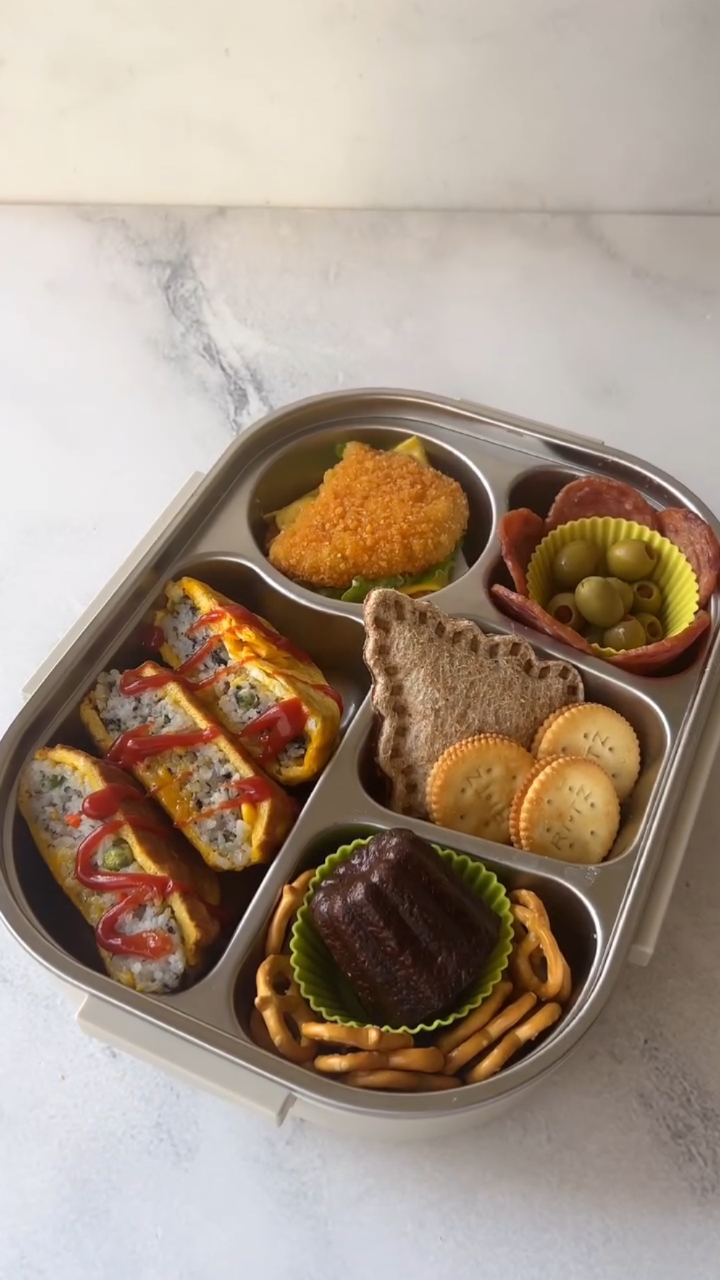 『蛋皮饭团+芝士炸鸡』能量满满的午餐~