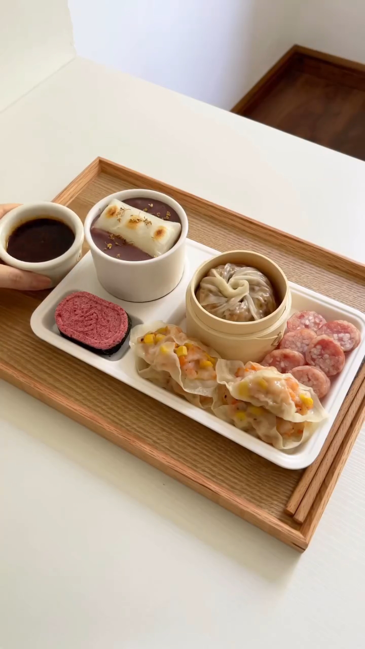 中式早餐|自制的虾饺也挺不错~