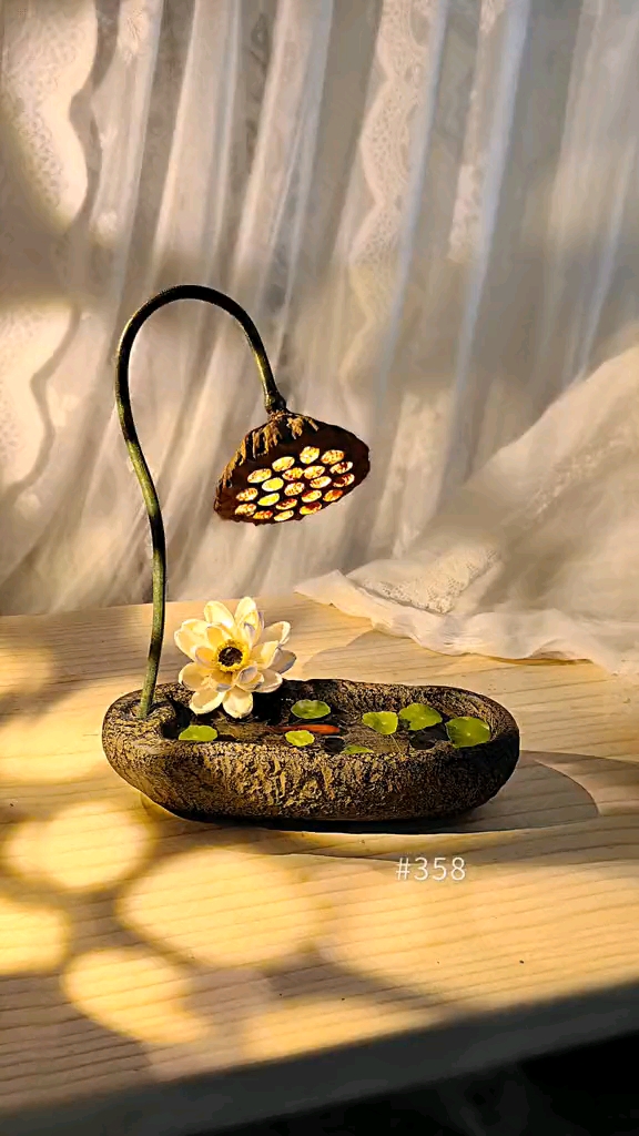 莲蓬做成灯，花盆做成鱼缸，结合秒变氛围小夜灯#原创# #手工# #创意手工#
