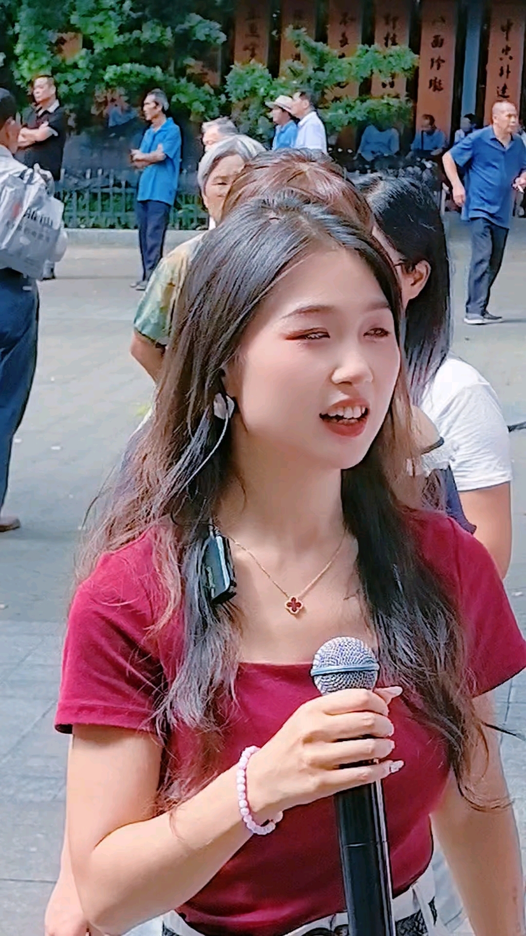 云南网红美女,豆芽山歌