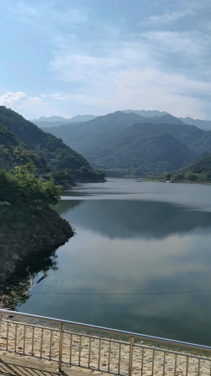 蓝田汤峪湖森林公园景区