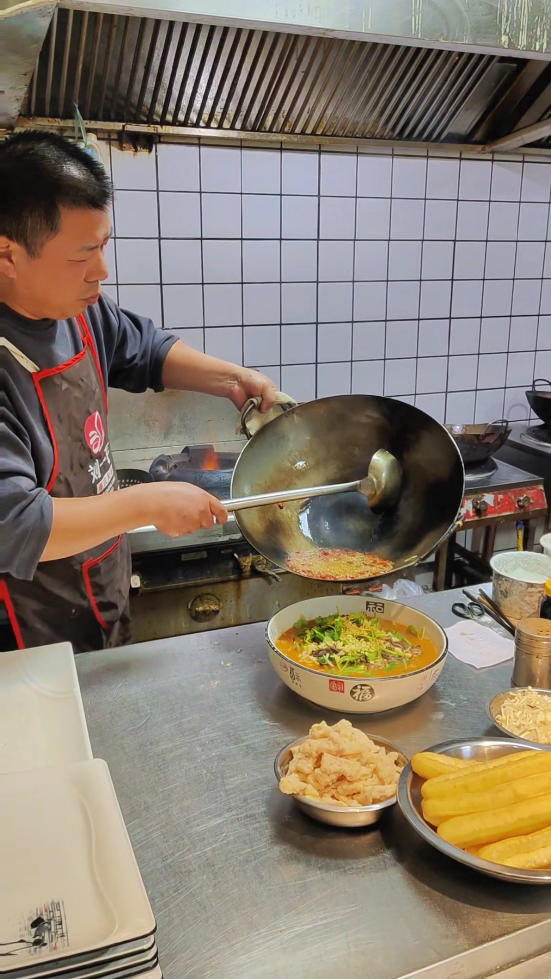 鲜香麻辣毛血旺 明炉酸菜羊肉粉丝 海州辣子鸡