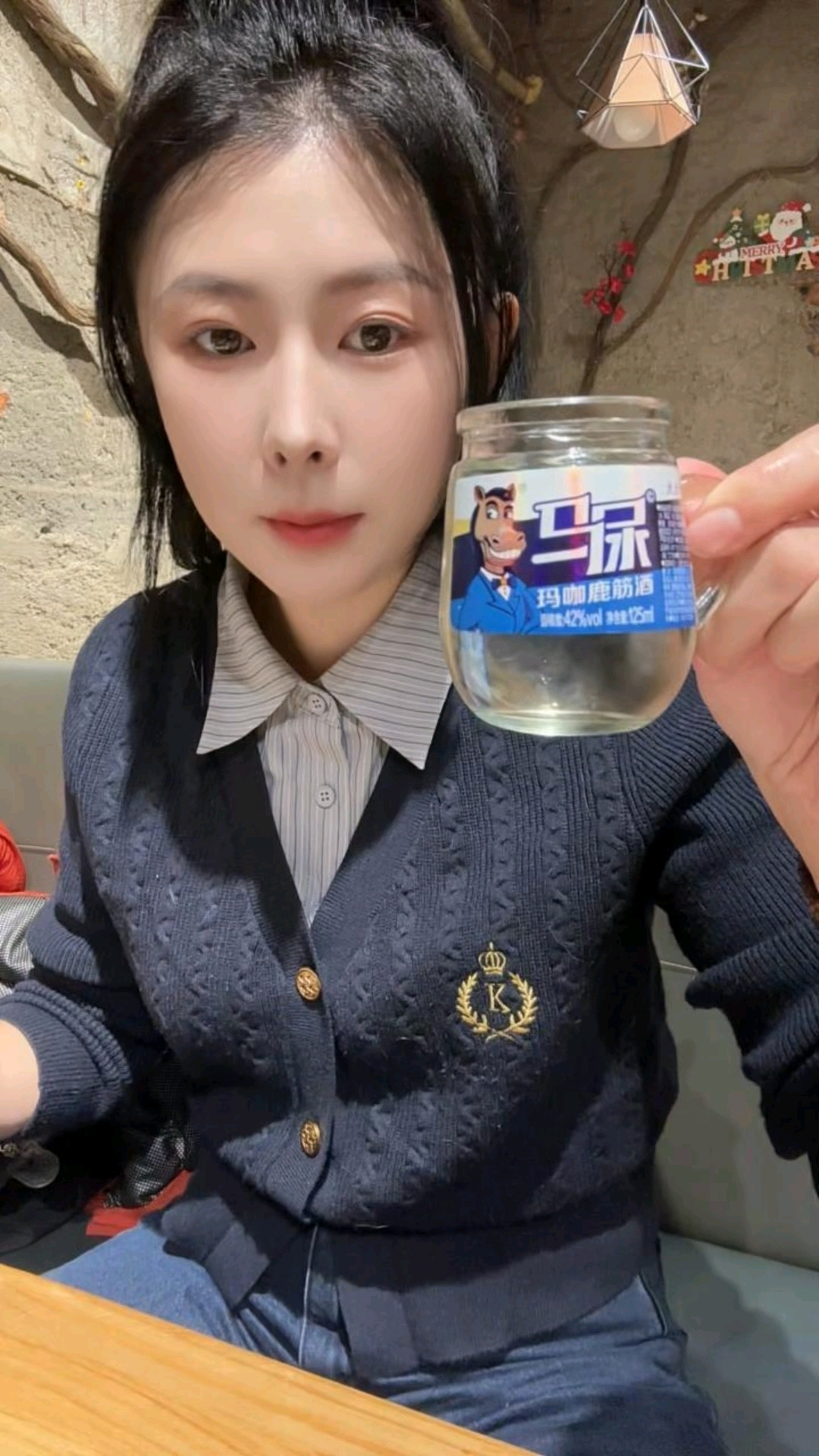 大口喝酒,大块吃肉,大快朵颐的满足感!