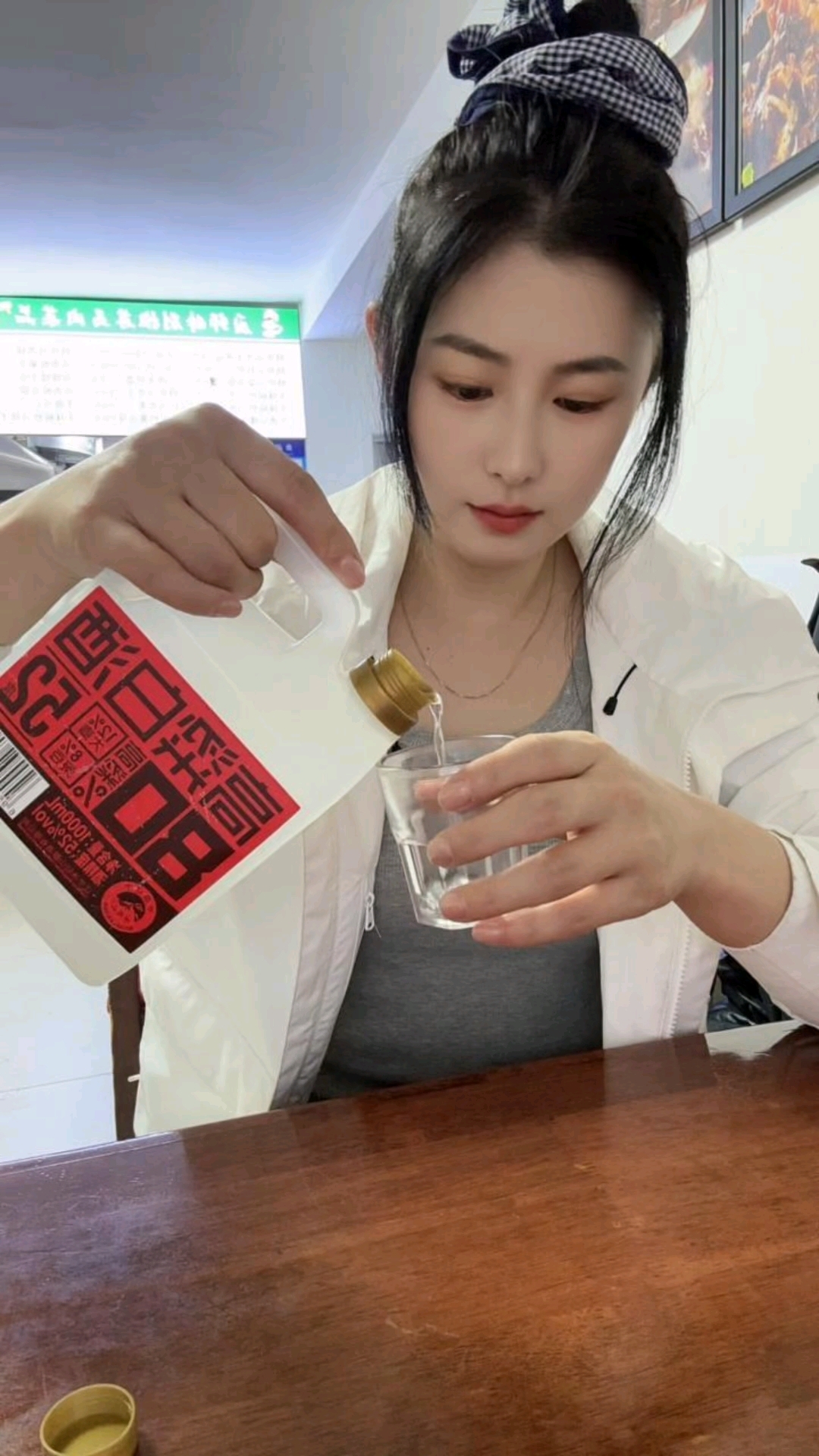 今天找到了一家胡同里的马肉馆#马肉馆 #微醺时刻 #妈呀太香