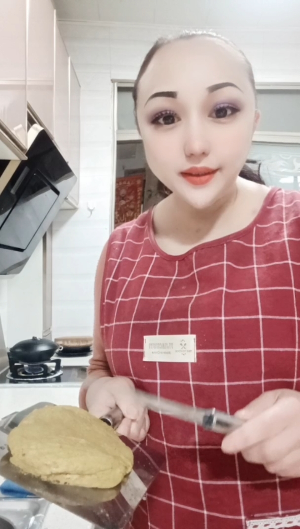 咖喱鸡滑酸菜煲汤,广式腿肉加饭铁煲皇,栾记私房菜创始人栾晶女主厨正宗粤菜传承人,哈尔滨宏达
